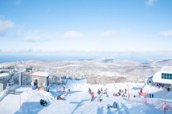 日本滑雪, 滑雪攻略, 香港滑雪, 滑雪教練, 北海道滑雪, 滑雪預算, 雪場挑選, 滑雪裝備, 日本雪場, 2026日本滑雪平玩攻略,  新手滑雪, 富士山滑雪, 香港人滑雪, 日本滑雪裝備租借技巧, GALA湯澤滑雪, 藏王樹冰, 港人滑雪準備